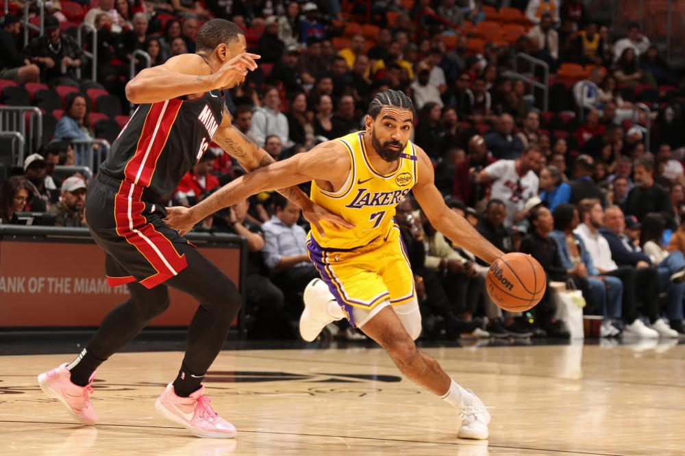 仅帮教练组 仅帮教练组