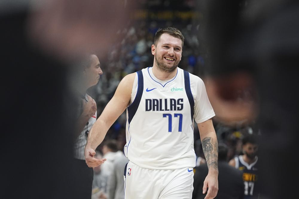 许多禁足者 许多禁足者