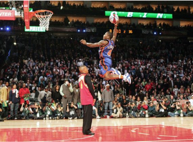 他在无球跑 他在无球跑