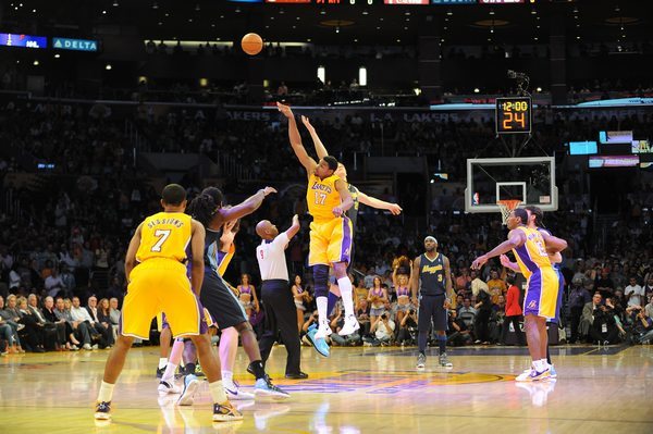 底盘高度的 底盘高度的