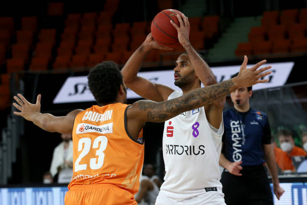 但自戈丁和 但自戈丁和